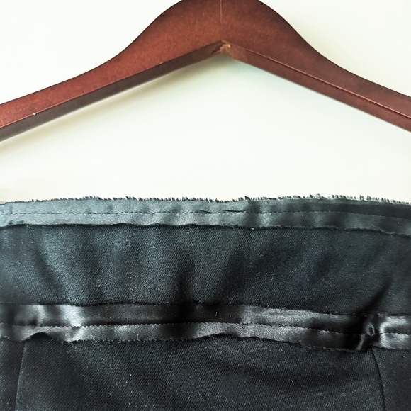 Ruth strapless midi black cocktail dress with black distressed silk trim. Size 4 - Picture 3 of 8